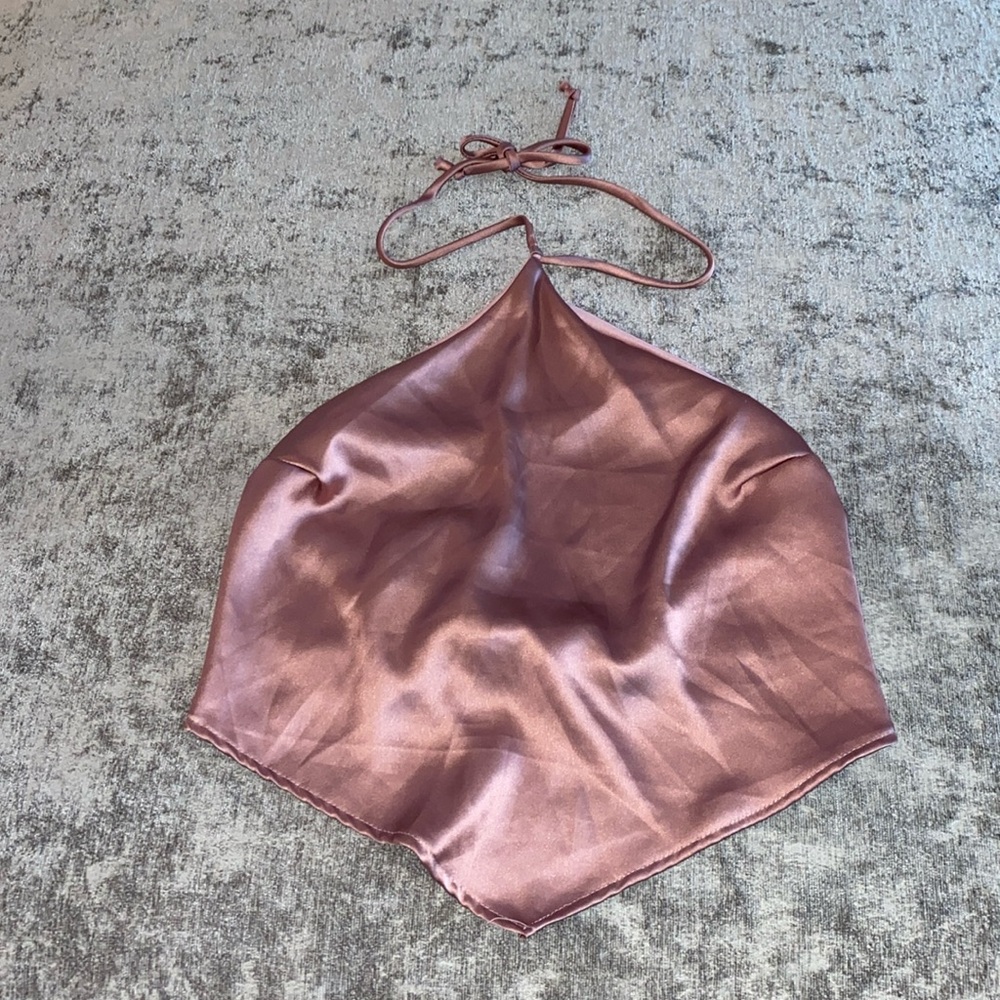 Blue Blush size medium rose colored halter top. {048}